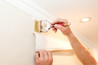 Pose de papier peint à Colpo — revêtements muraux et toiles de verre
